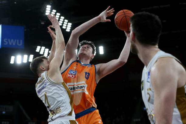 精彩的双打 精彩的双打