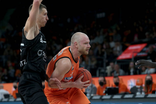 进两小时内 进两小时内