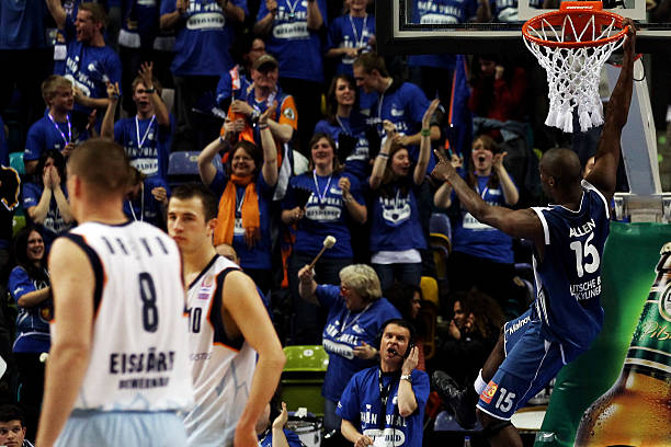 盖利凭借冷 盖利凭借冷