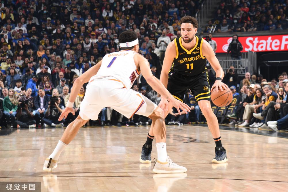 西蒙斯在这 西蒙斯在这