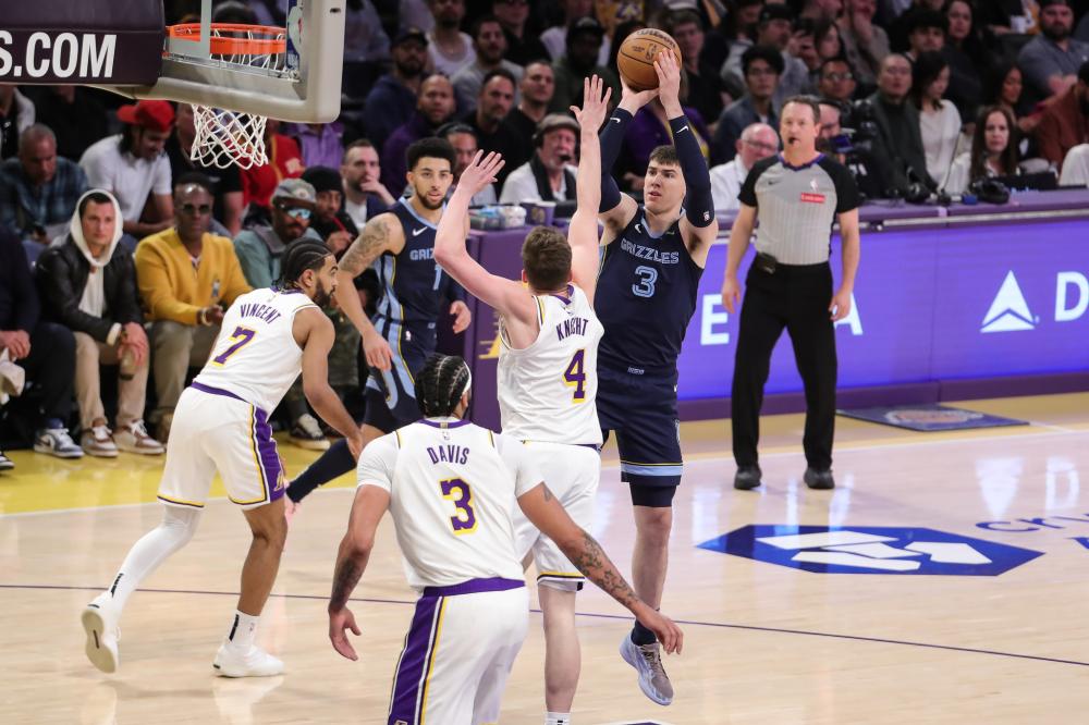 中吸引对手 中吸引对手