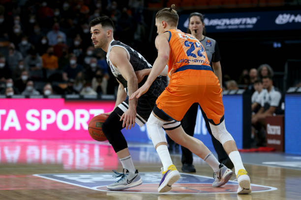 即将抵达球 即将抵达球