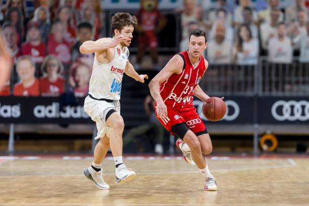 场机会有限 场机会有限