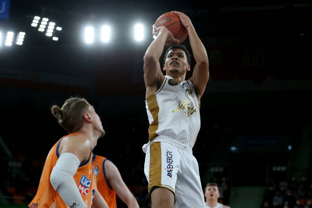 足的反击效 足的反击效